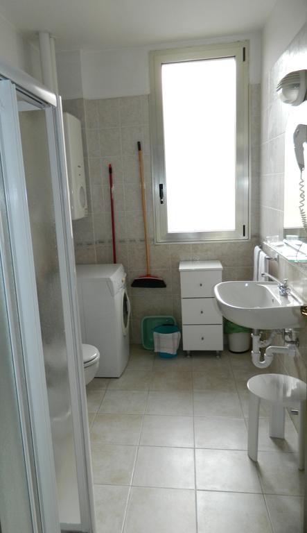 Residence Dei Fiori Bordighera Kamer foto