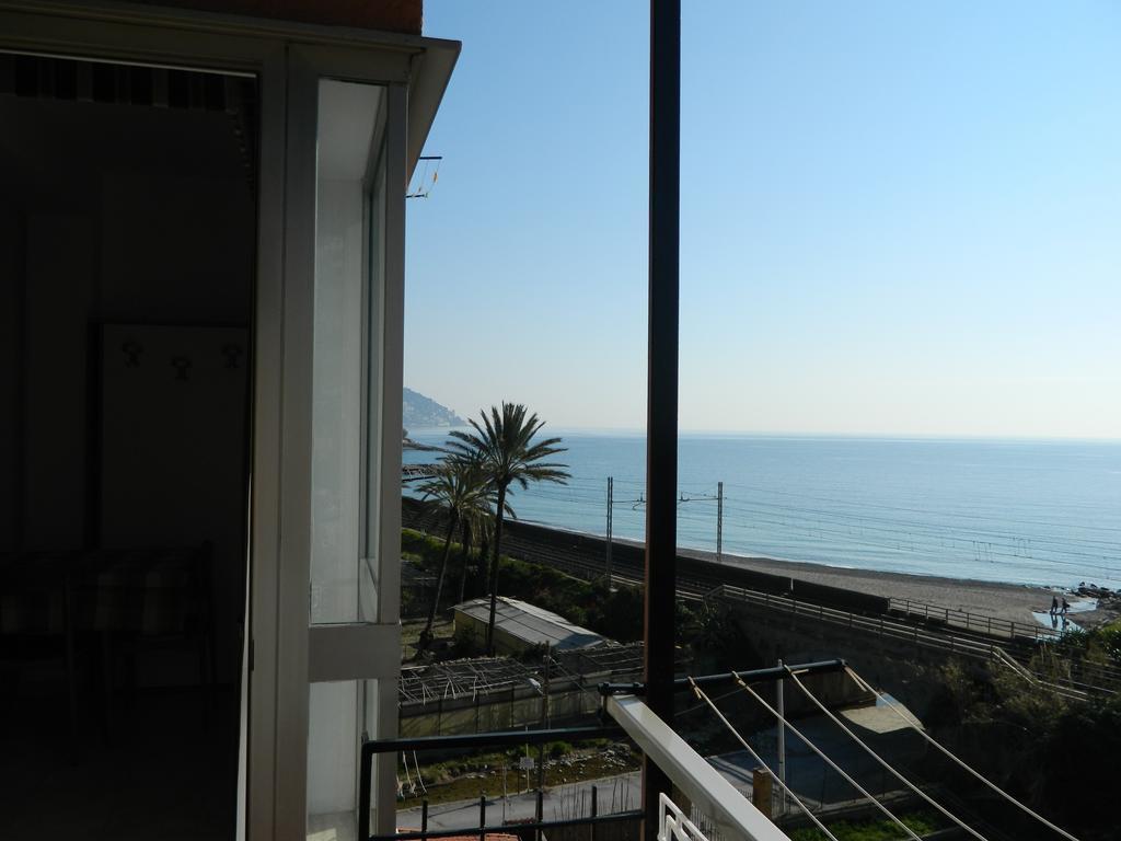 Residence Dei Fiori Bordighera Kamer foto